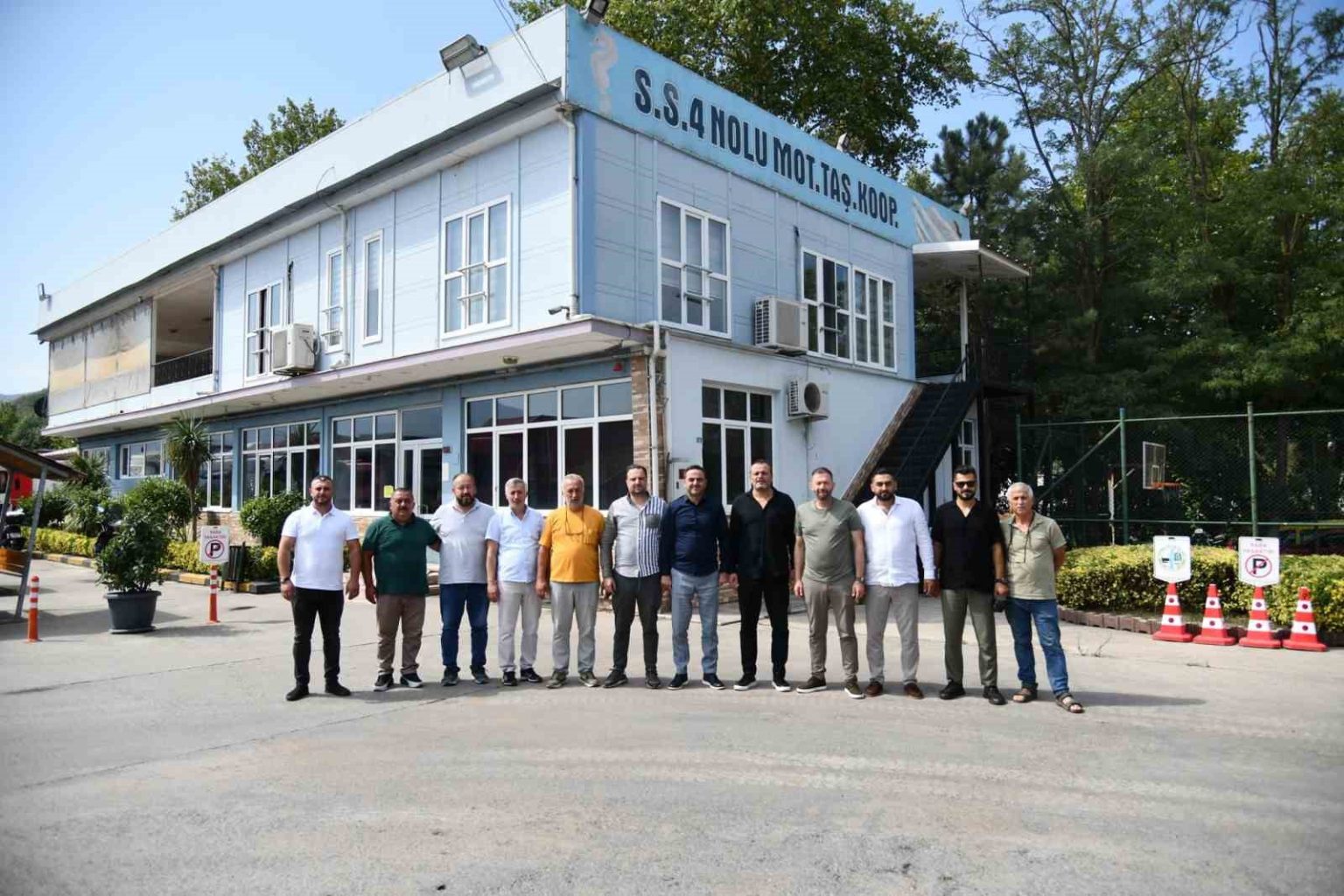 baskan-ozlu-soforlerin-sikintilarini-yerinde-dinledi