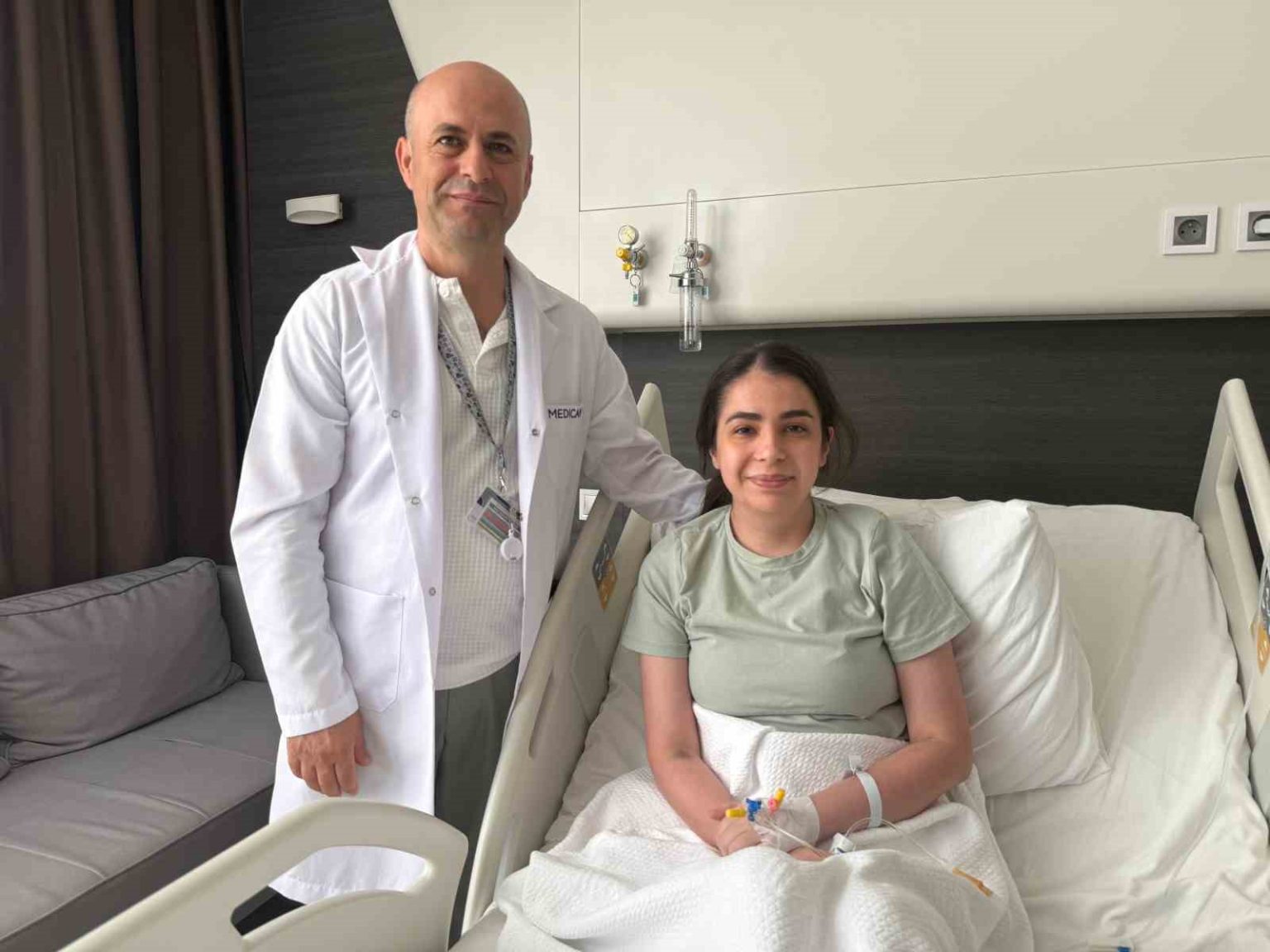 bogazindan-su-bile-gecmiyordu-basarili-bir-operasyonla-yeniden-yemek-yiyebildi