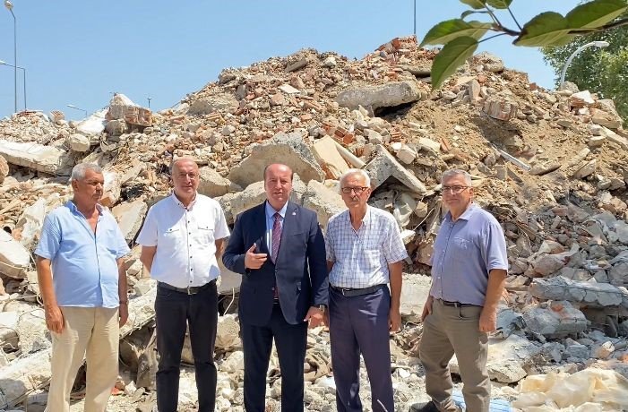 chpli-akay-duzcede-deprem-sonrasi-yarim-kalan-projeleri-gundeme-getirdi