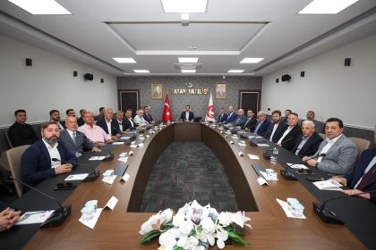 hatay-ve-suriye-arasindaki-ticari-iliskilerin-gelistirilmesi-planlaniyor