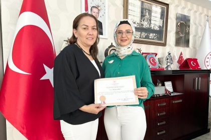 nigdede-sigarayi-birakan-personellere-tesekkur-belgesi-verildi