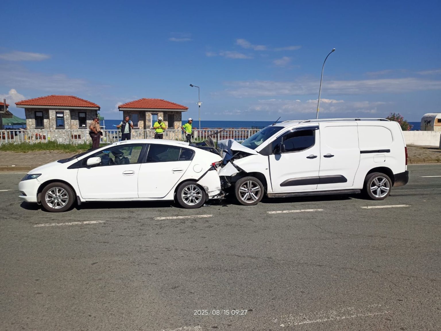 rizede-trafik-kazasi-1-olu-5-yarali