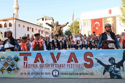 tavas-belediyesi-zeybek-kulturunu-gelecek-kusaklara-aktariyor