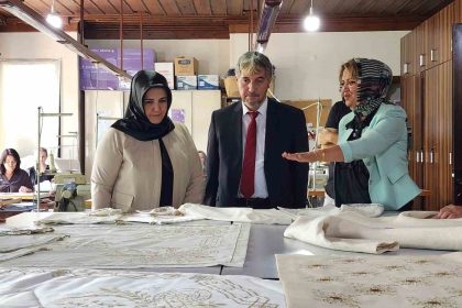 yilmaz-olgunlasma-enstitusunu-ziyaret-etti