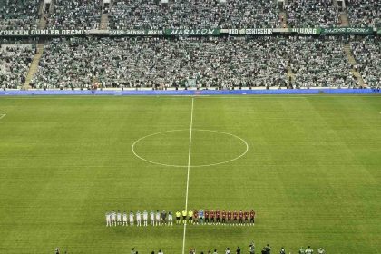 bursaspor-eskisehirspor-macinda-orman-sehitleri-anildi