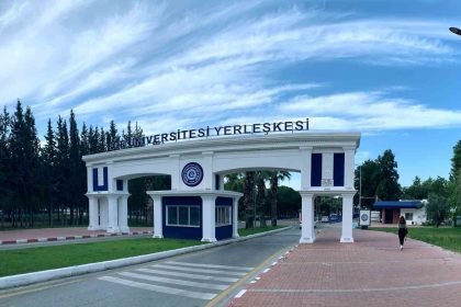 ege-universitesinin-dunya-capinda-yukselisi-suruyor