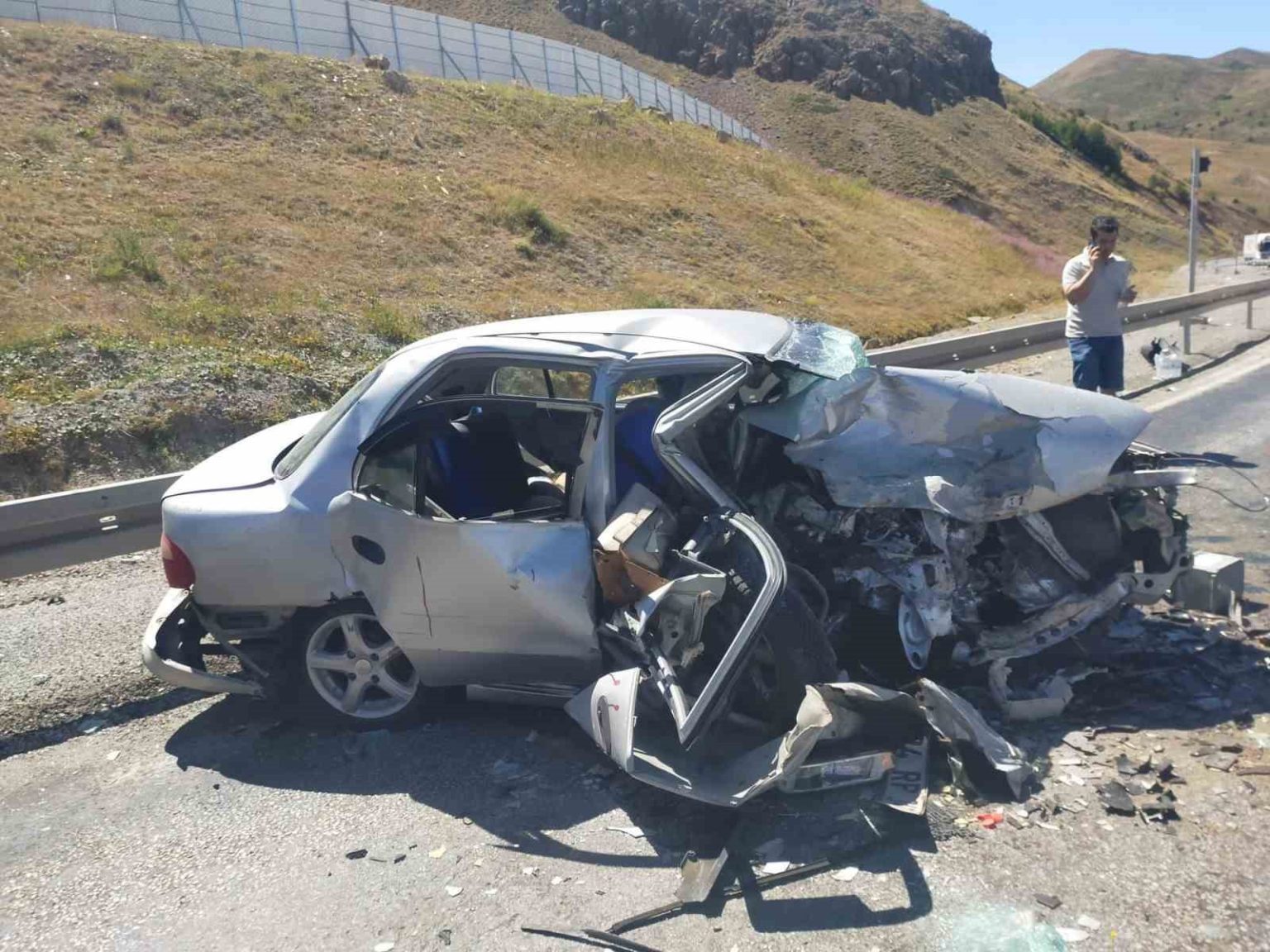 erzincandaki-trafik-kazasinda-olu-sayisi-4e-yukseldi