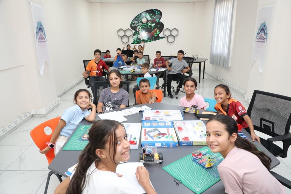 gelecegin-teknoloji-liderleri-eyyubiyede-yetisiyor