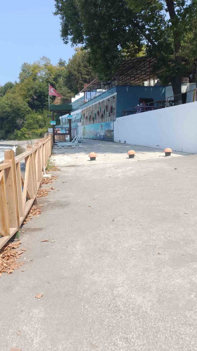 karadeniz-sahillerinde-denize-girmek-yasaklandi
