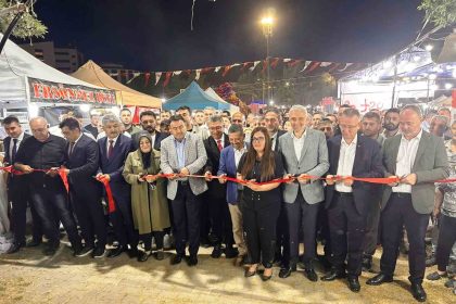 simav-turizm-ve-ticaret-panayiri-acildi
