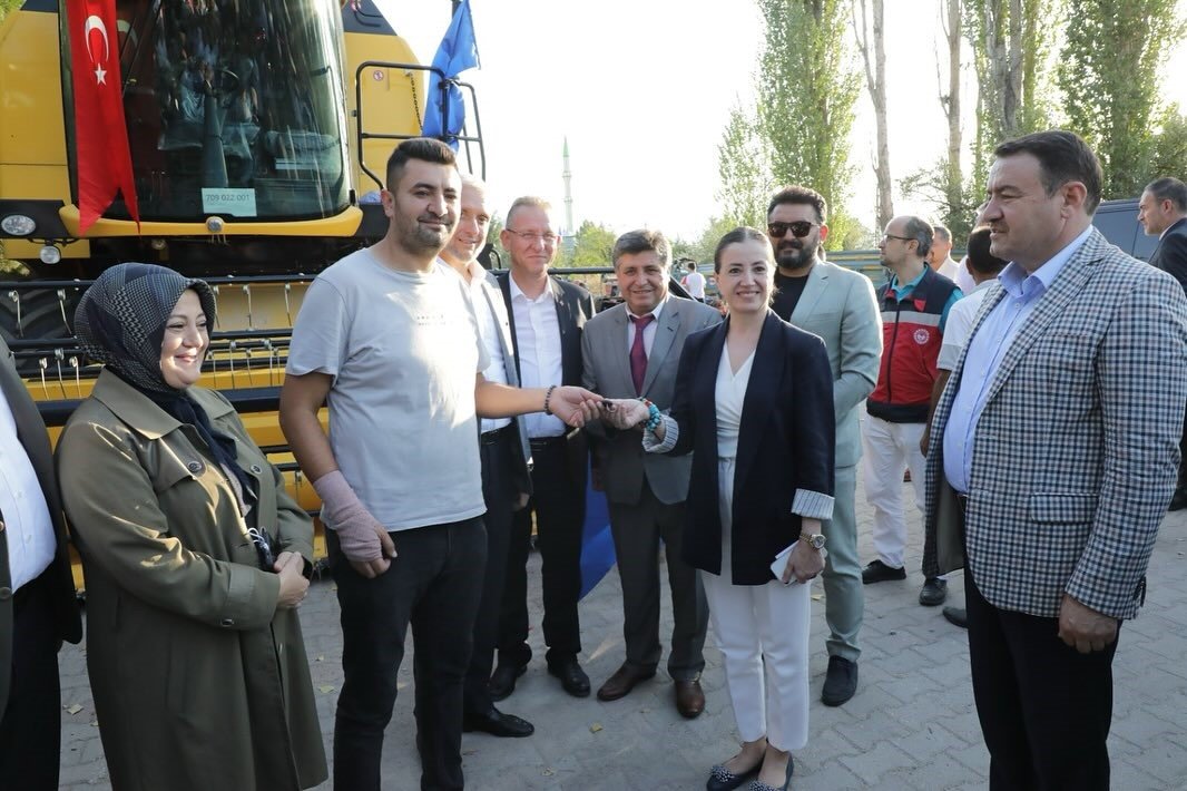 simavda-tarima-dev-yatirim-yuzde-70-hibe-ile-makine-parki-hizmete-girdi