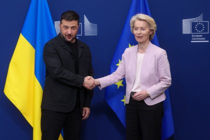 ab-komisyonu-baskani-ursula-von-der-leyen-ukrayna-silahli-kuvvetleri-uzerinde-herhangi-bir-sinirlama-olamaz