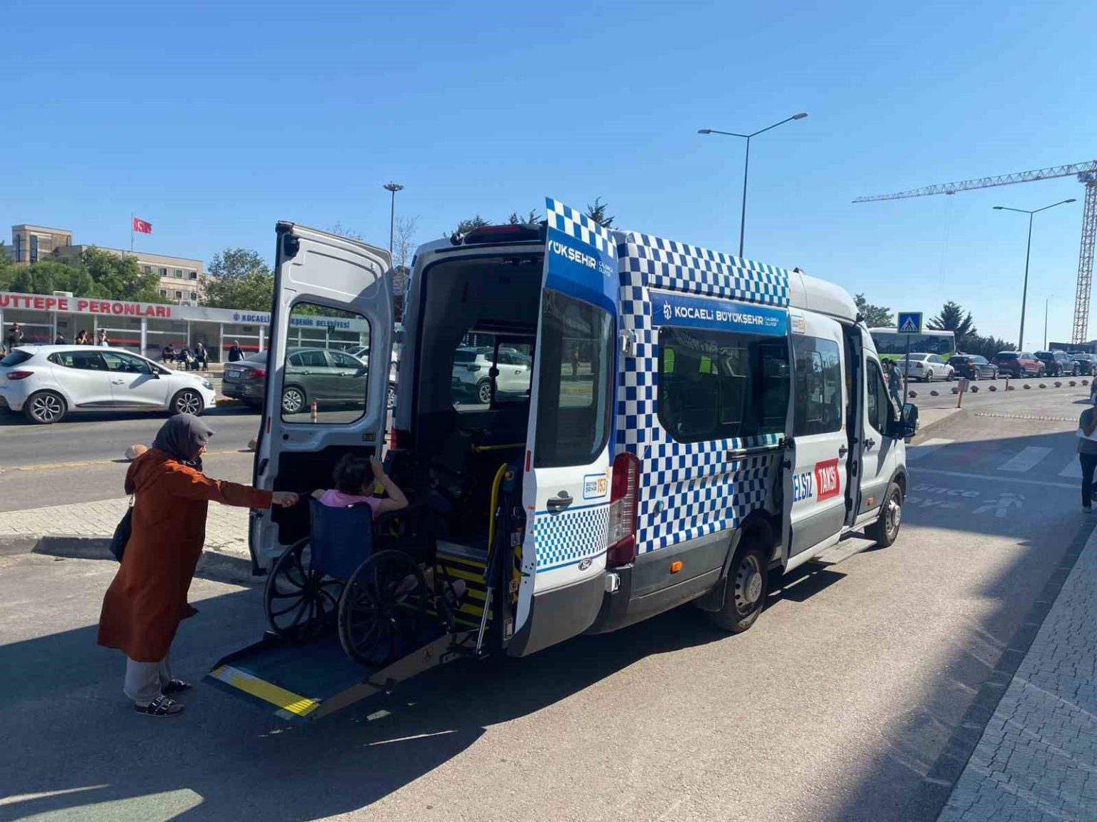kocaelinin-engelsiz-taksileri-7-ayda-14-bin-790-kez-hizmet-verdi