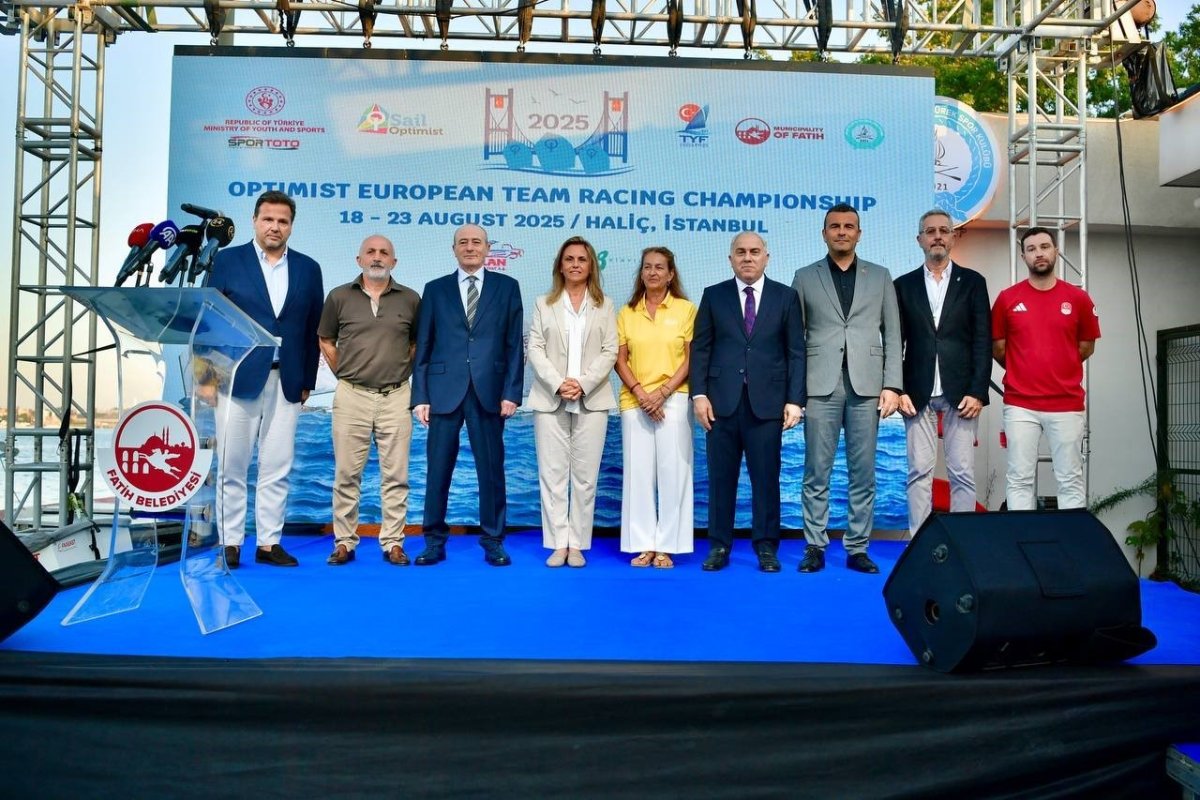 2025-optimist-avrupa-takim-sampiyonasi-acilisi-fatihte-yapildi