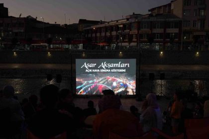 asar-aksamlarinda-odullu-film-gosterimi