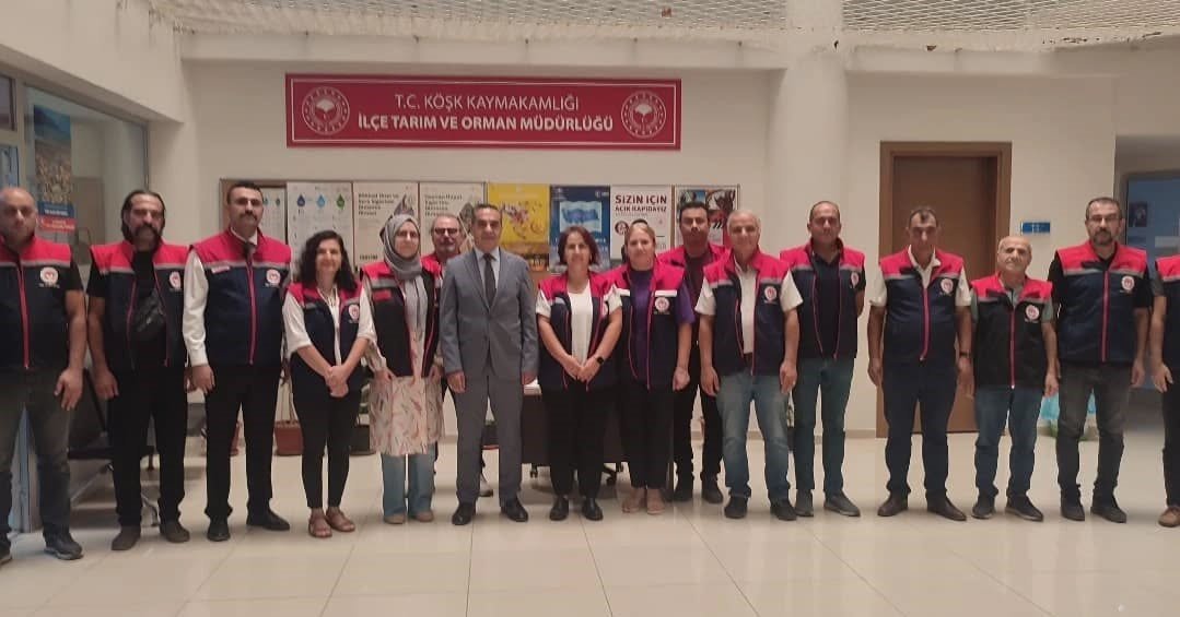 aydin-tarim-ve-orman-il-muduru-temiz-koskte-personelle-bulustu