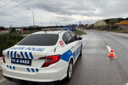 bilecikte-meydana-gelen-trafik-kazasinda-2-kisi-yaralandi