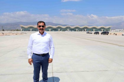 depremde-hasar-alan-hatay-havalimanindaki-calismalarla-birlikte-ilk-yurt-disi-ucus-kibrisa-gerceklesecek