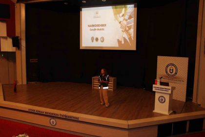 universite-ogrencilerine-is-sagligi-ve-guvenligi-ile-narkogenclik-egitimi-verildi