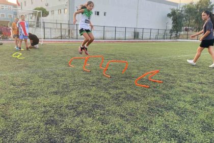 yaz-spor-okullari-ile-gencler-spor-dolu-bir-yaz-geciriyor