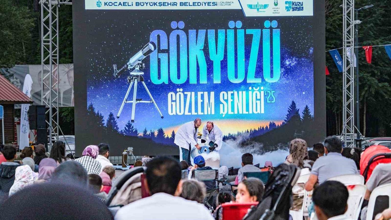 12-bin-gokyuzu-tutkunu-uzayi-kesfetti