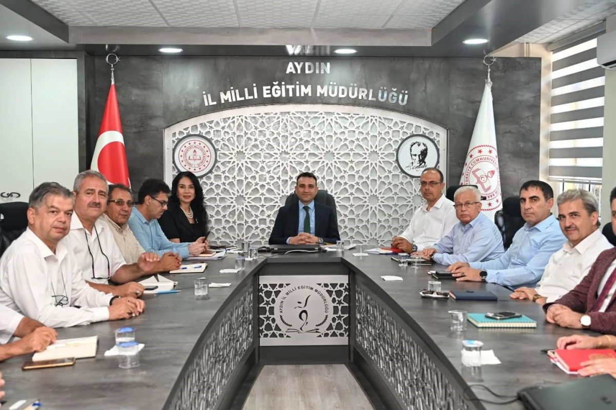 aydinda-2025-2026-egitim-ogretim-yili-hazirlik-toplantisi-yapildi