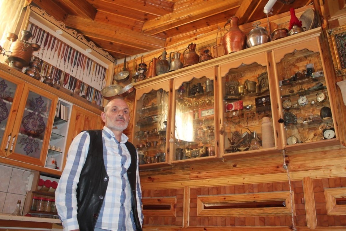baba-ocagini-restore-edip-kultur-evine-cevirdi-bin-parca-antika-esyayi-evinde-sergiliyor