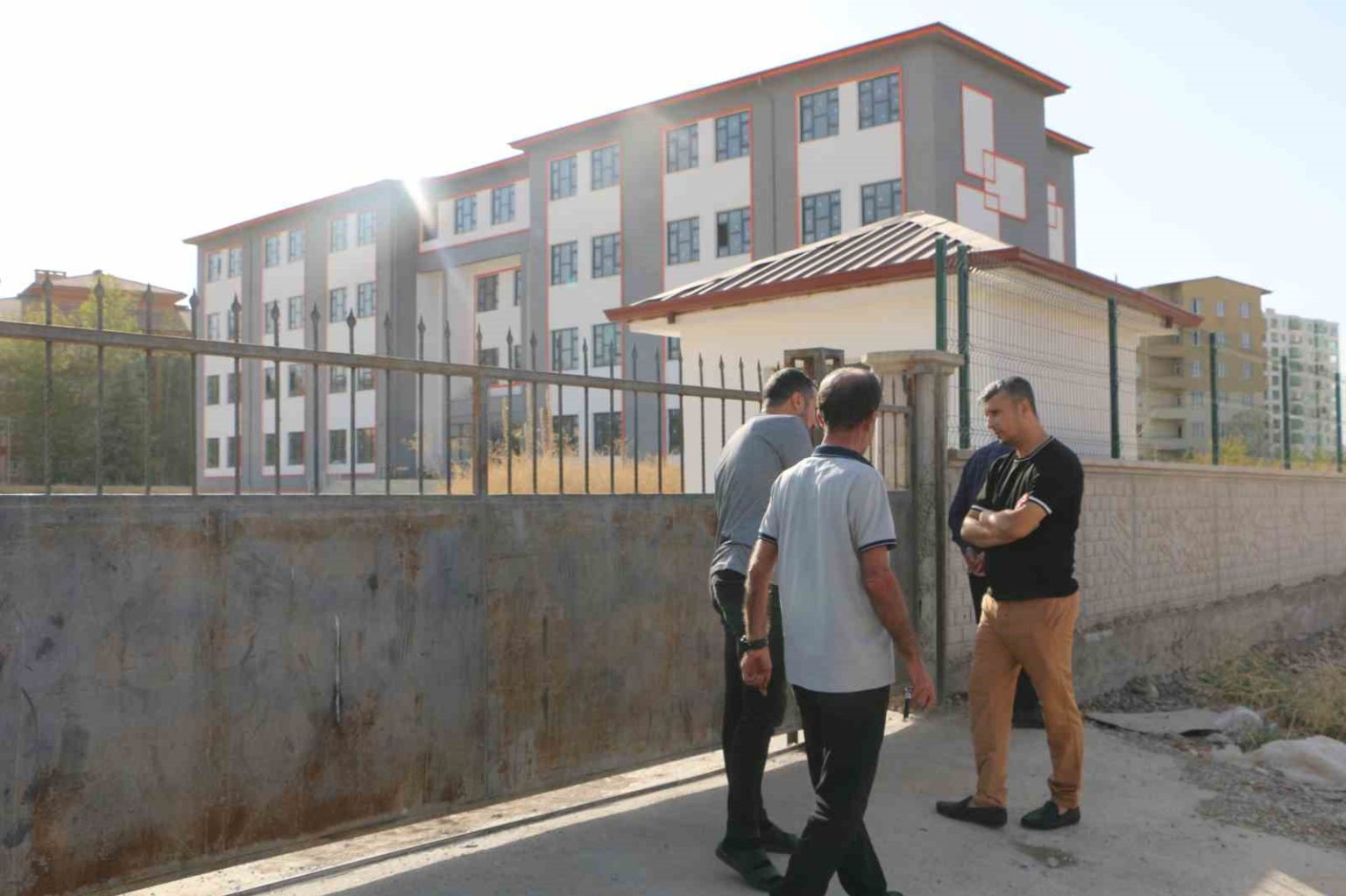 belediyenin-ruhsat-vermedigi-okul-2-yildir-acilamiyor