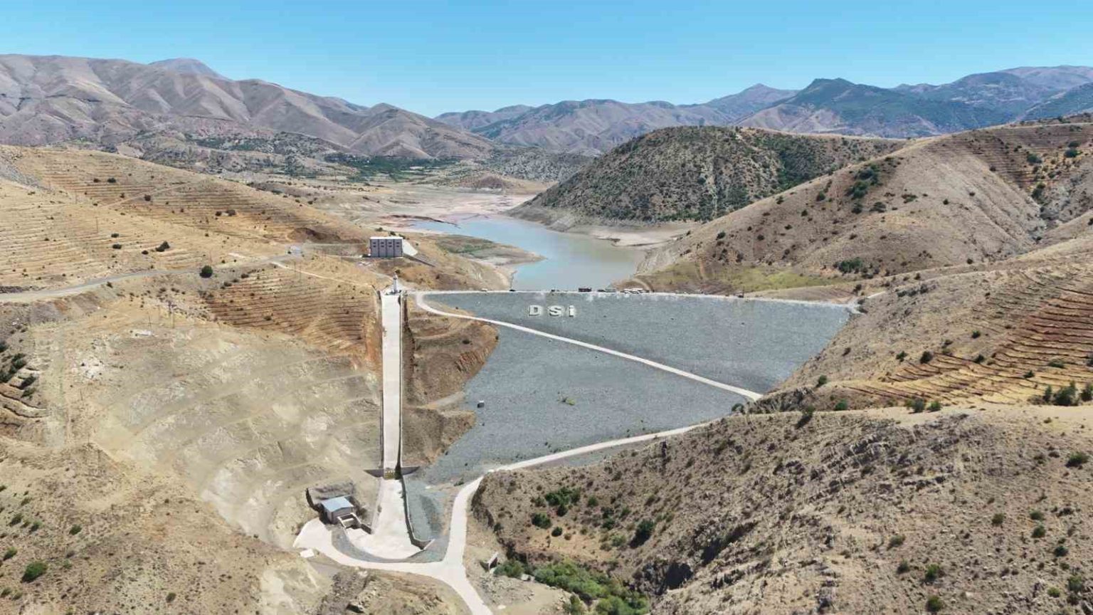 elazig-belediyesinden-kalici-su-hamlesi