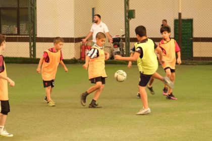 erzincanda-yaz-spor-okullari-devam-ediyor