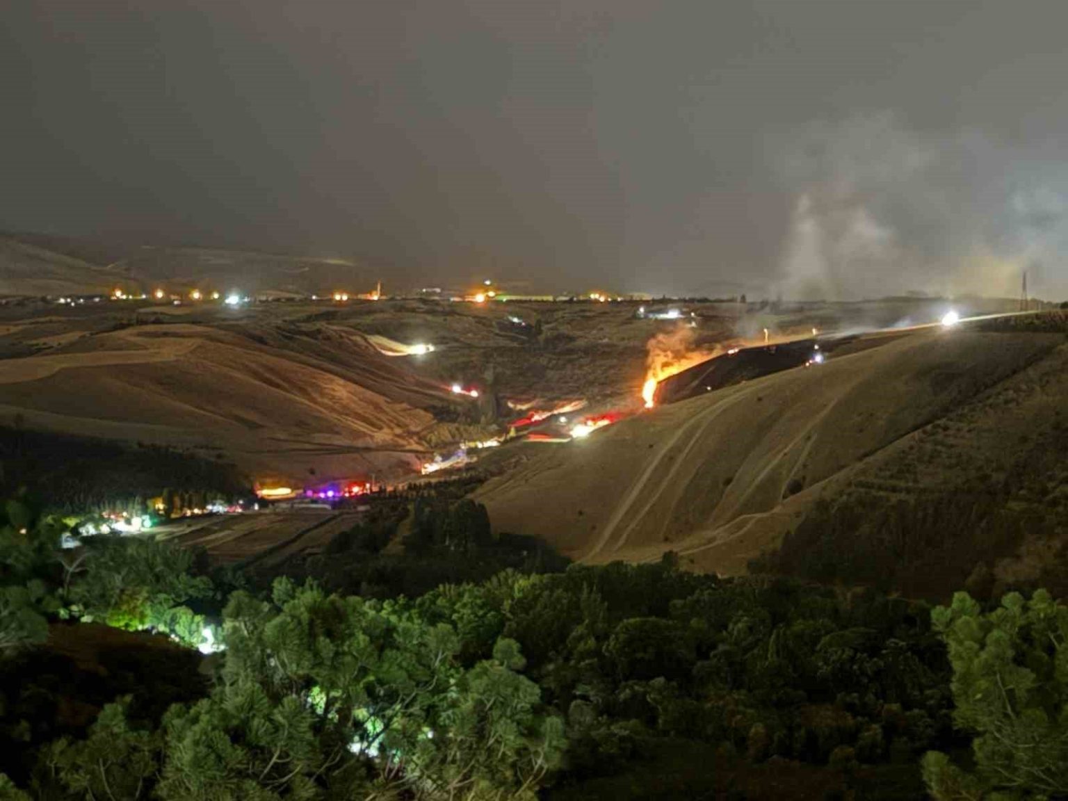 eymir-golu-yakinlarindaki-otluk-alanda-cikan-yangin-sonduruldu