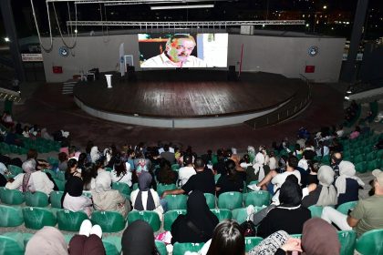 kestelde-acik-hava-sinema-keyfi-tum-hiziyla-suruyor