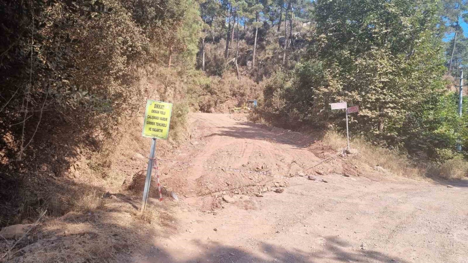marmaris-turgut-selalesi-yolunda-bakim-calismalari-basladi