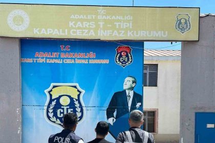 sahte-kimlikle-gurcistana-kacacakti-karsta-yakalandi