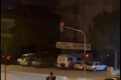 abartili-egzozlu-motosiklet-trafikten-men-edilirken-surucuye-11-bin-lira-ceza-kesildi