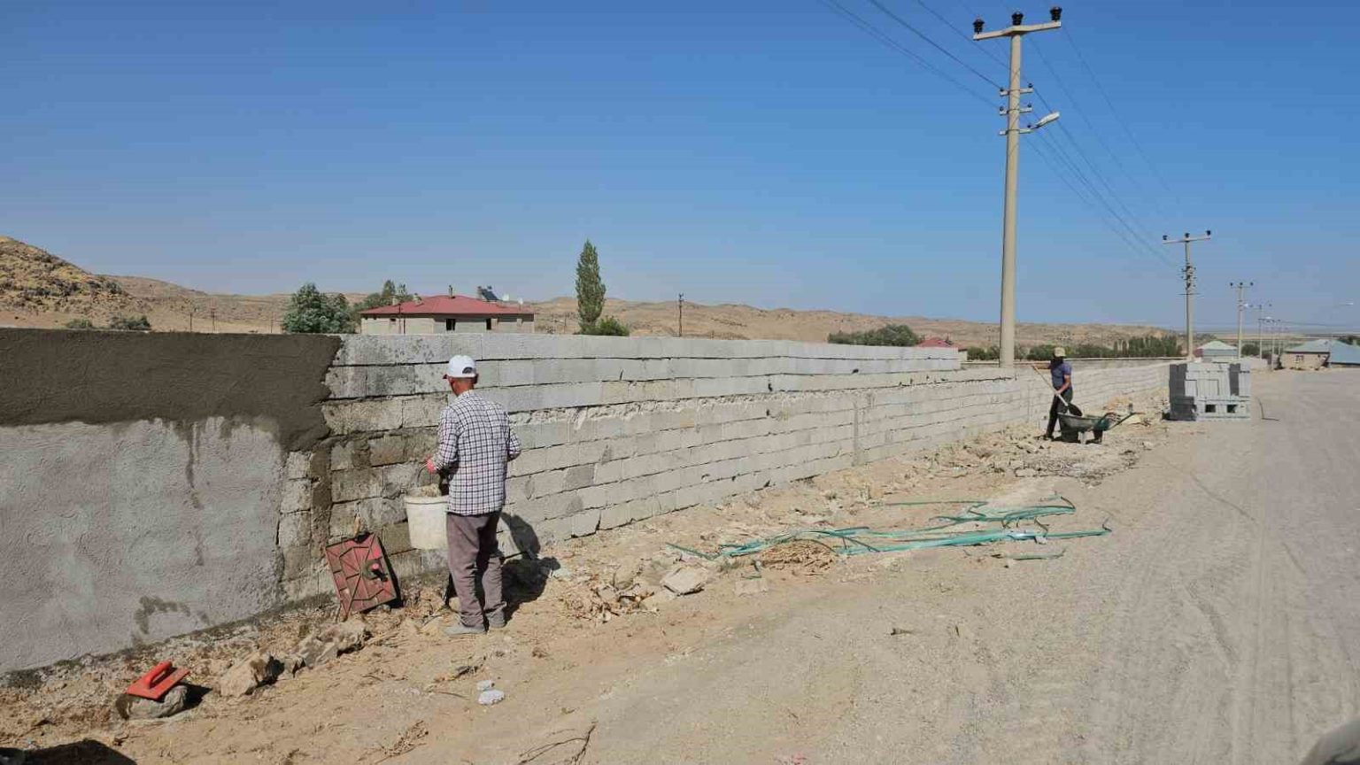 aydinlar-belde-belediyesi-hummali-bir-calisma-baslatti