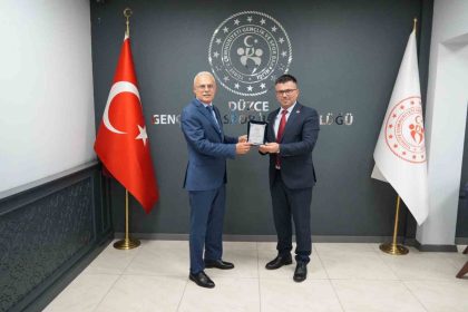 duzce-genclik-ve-spor-il-mudurlugunde-devir-teslim-toreni-gerceklestirildi