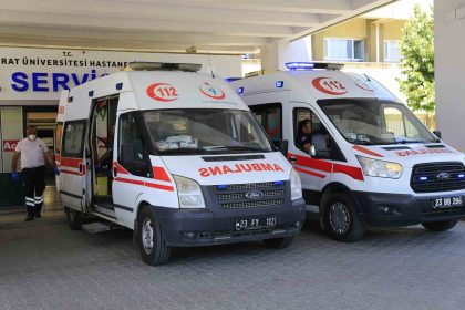 elazigda-birinci-kattan-dusen-2-yasindaki-bebek-yaralandi