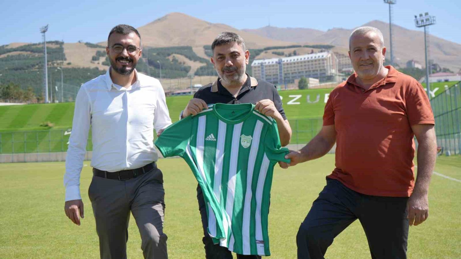 kalehan-enerjiden-sampiyonluk-hedefinde-12-bingolspora-destek