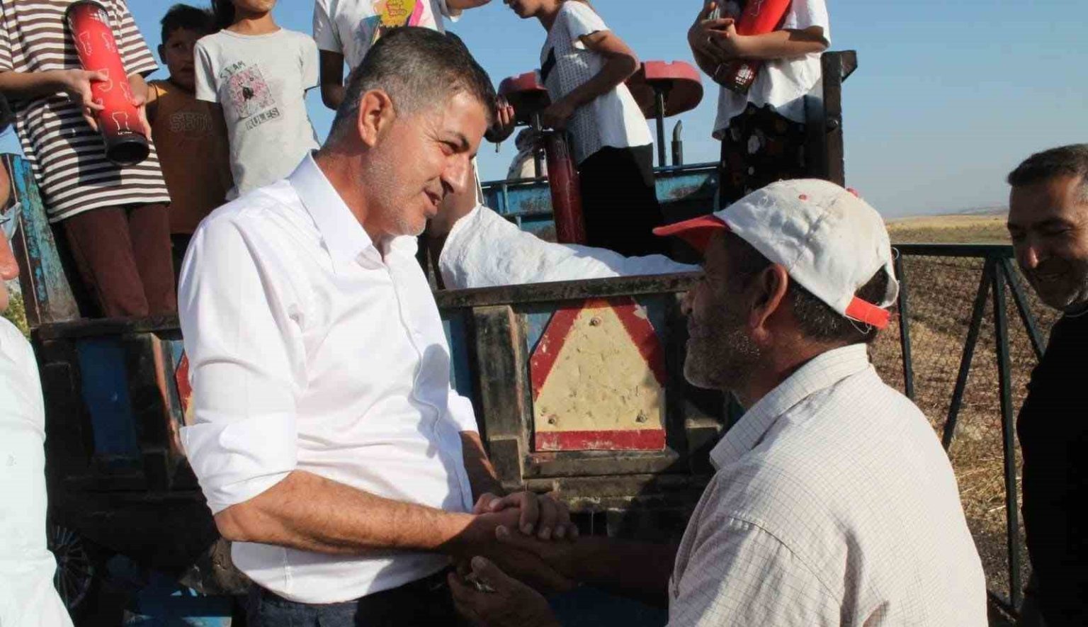 milletvekili-ishak-san-koy-halkinin-sorunlarini-dinledi