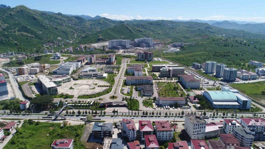 ordu-universitesi-mavi-diploma-verme-hakki-kazandi