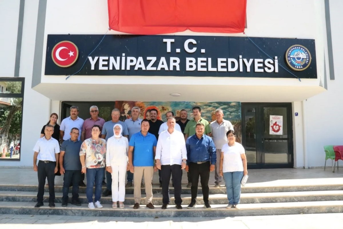 yenipazar-belediye-baskani-ercan-ak-parti-ilce-teskilatini-agirladi