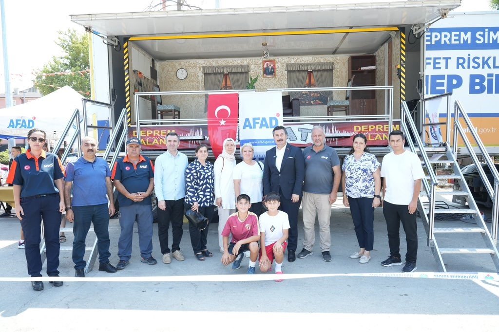 deprem-simulasyon-tirina-yenisehirlilerden-yogun-ilgi