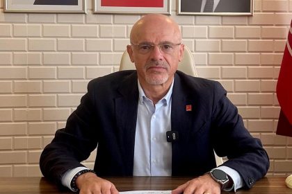 ozdag-hicbir-siyasi-hesap-bir-insanin-sagligindan-daha-degerli-degil