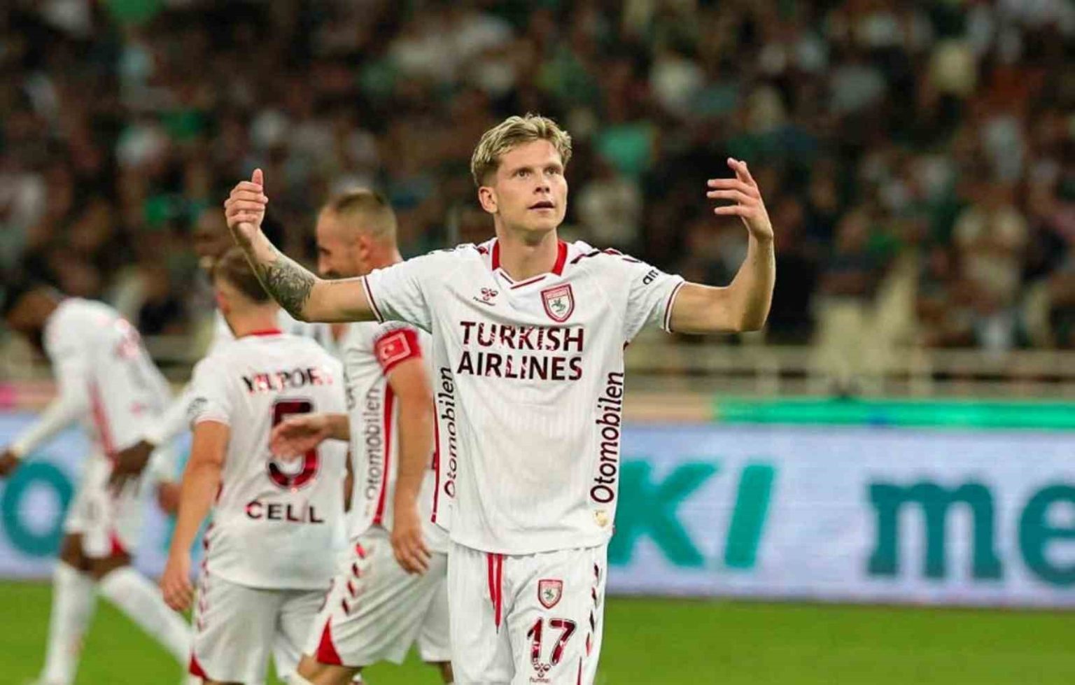 tomasson-taraftarimizin-destegi-ile-turu-gecmek-istiyoruz