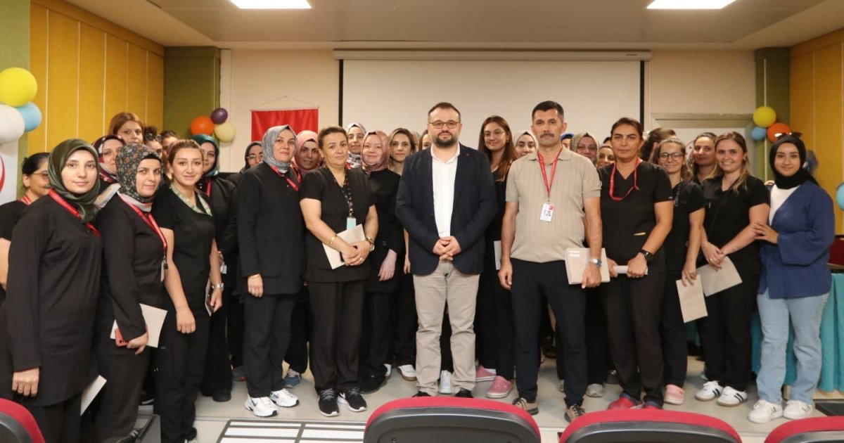 yeni-bashekim-sezginden-personelle-toplanti