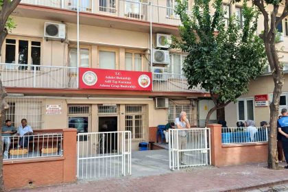 adanada-sokak-ortasinda-silahli-saldiri-1-olu