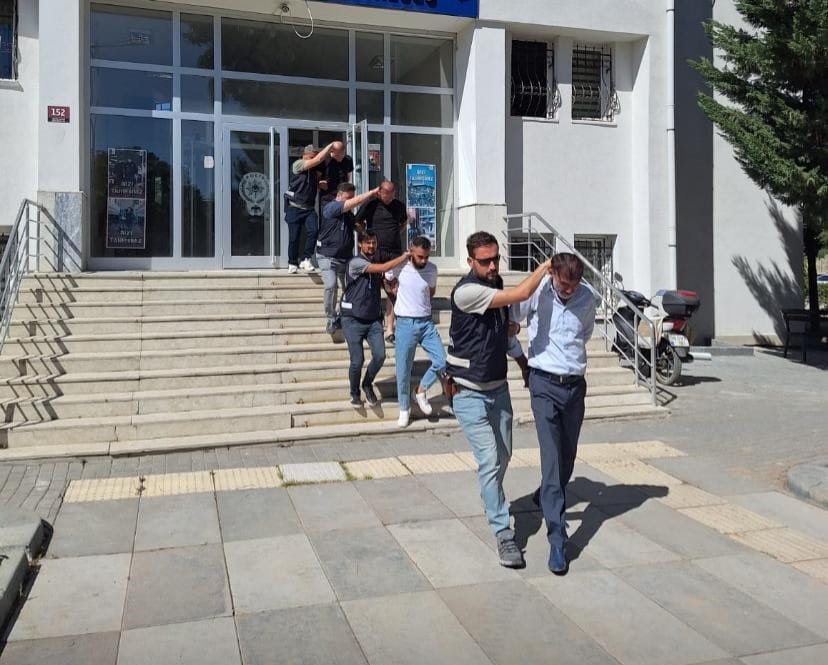 ankarada-trafikte-cikan-kavgada-yaralanan-gencten-10-kisiydiler-iddiasi