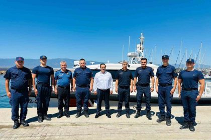 kaymakam-cumali-atilladan-sahil-guvenlik-bot-komutanligina-ziyaret
