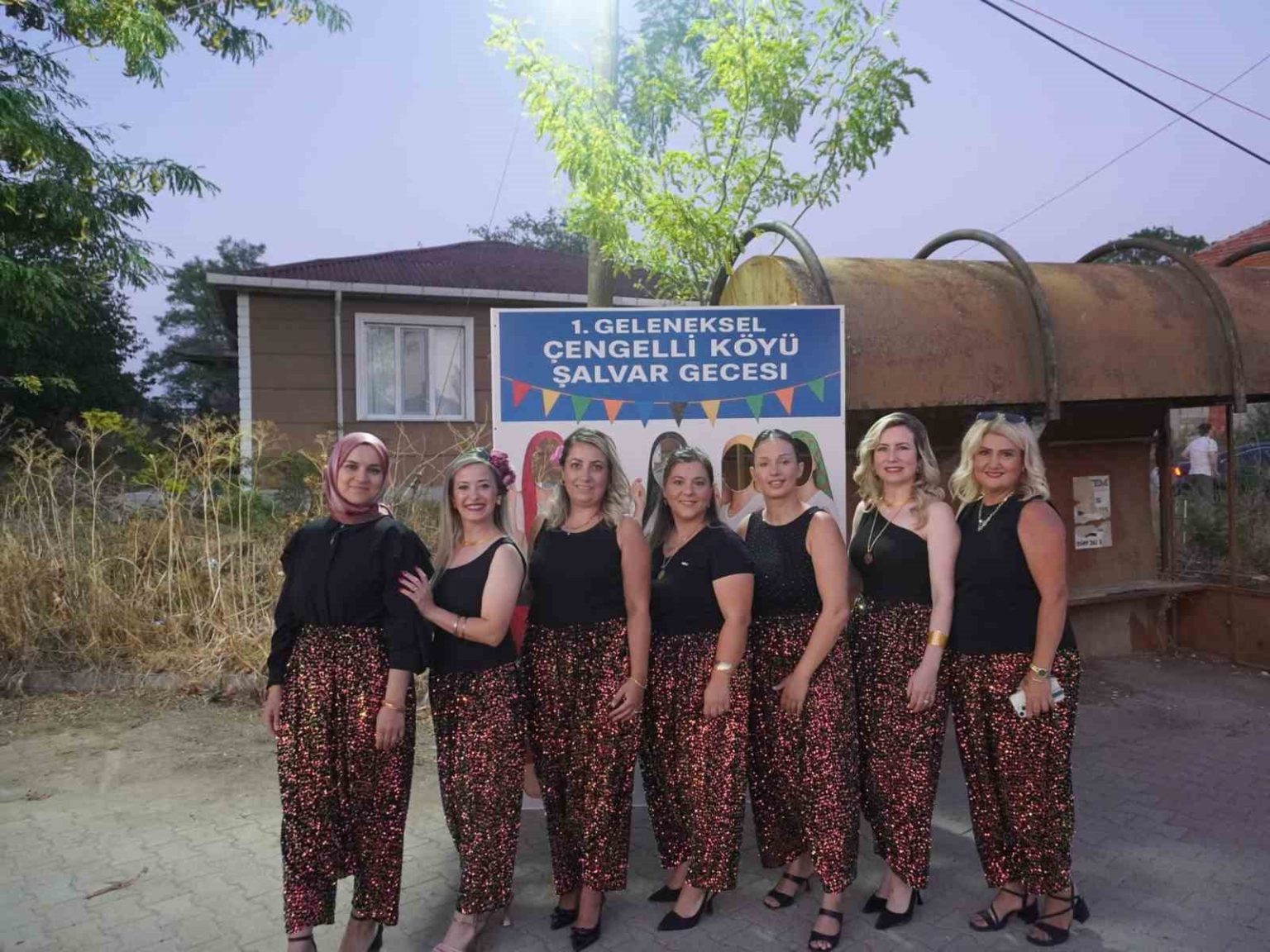 luleburgazda-salvar-gecesi-renkli-goruntulere-sahne-oldu